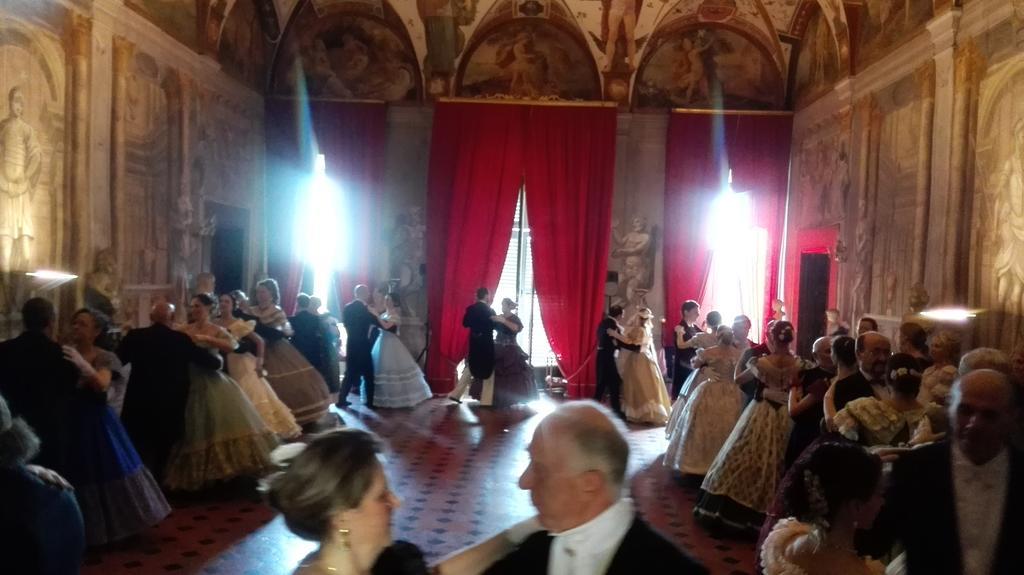 Villa Di Corliano Relais All'Ussero San Giuliano Terme Exteriör bild